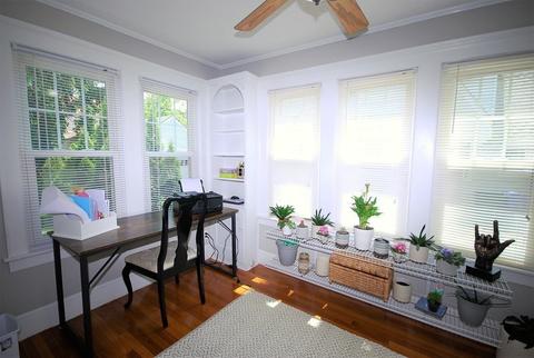 39 Rencelau St, Springfield, MA 01118 photo 9