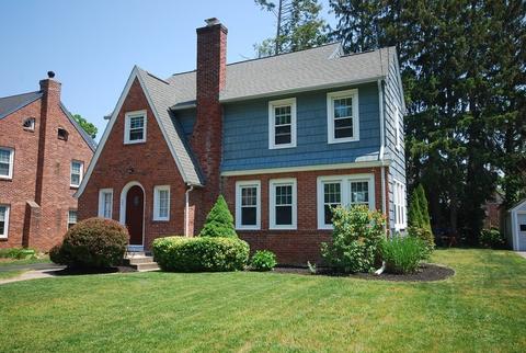39 Rencelau St, Springfield, MA 01118 photo 2