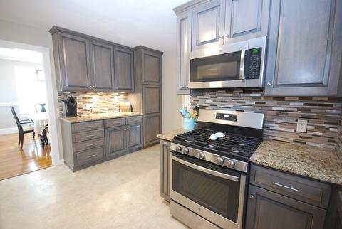39 Rencelau St, Springfield, MA 01118 photo 16