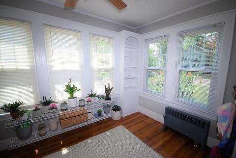 39 Rencelau St, Springfield, MA 01118 photo 8