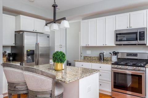 15 Warner Ave, Worcester, MA 01604 photo 4