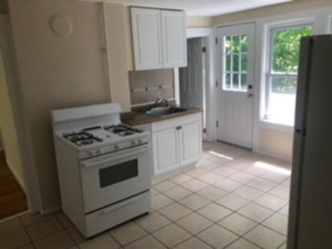 4 Snow St, Webster, MA 01570 photo 3