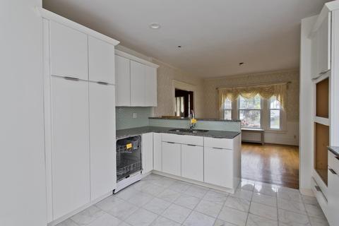 16 Eton St, Springfield, MA 01108 photo 17