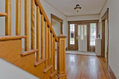 16 Eton St, Springfield, MA 01108 photo 8