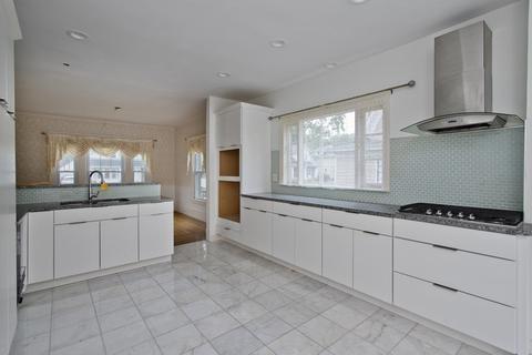 16 Eton St, Springfield, MA 01108 photo 14