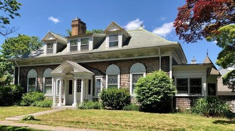 18 Cedar St, Fairhaven, MA 02719 photo 1