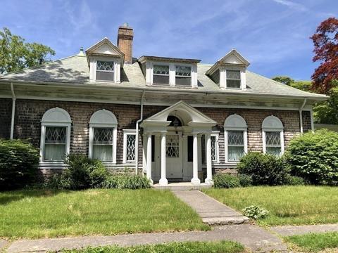 18 Cedar St, Fairhaven, MA 02719 photo 2