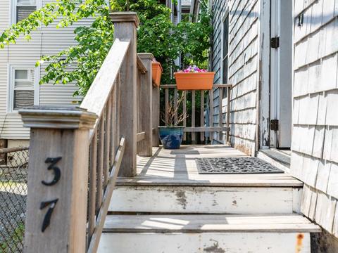 37 Kendall St, Brookline, MA 02445 photo 1