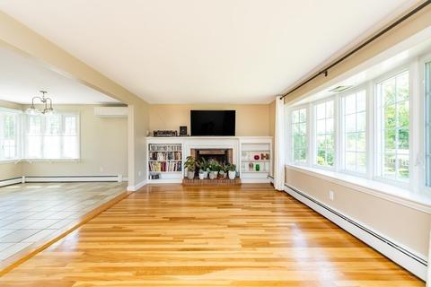 103 Macarthur Rd, Stoneham, MA 02180 photo 5