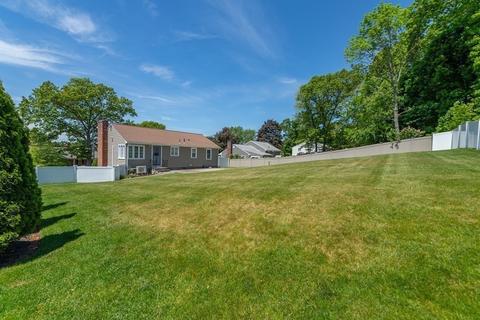 103 Macarthur Rd, Stoneham, MA 02180 photo 24