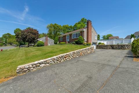 103 Macarthur Rd, Stoneham, MA 02180 photo 23