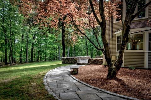 48 Maple St, Sherborn, MA 01770 photo 6