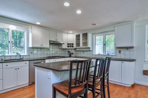 48 Maple St, Sherborn, MA 01770 photo 17