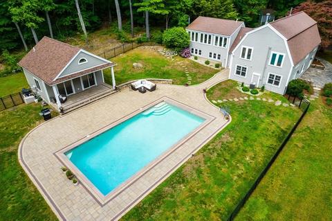 48 Maple St, Sherborn, MA 01770 photo 2