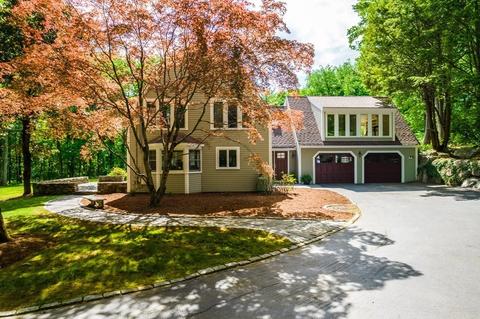 48 Maple St, Sherborn, MA 01770 photo 1