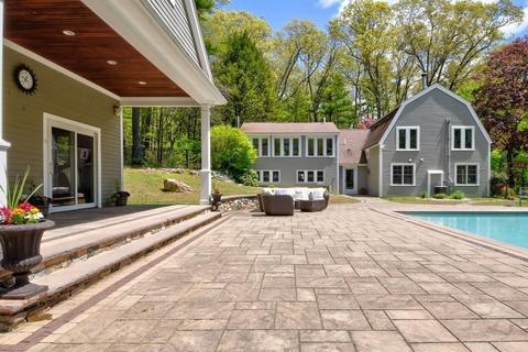 48 Maple St, Sherborn, MA 01770 photo 32