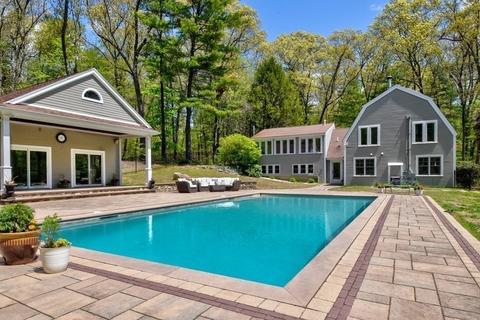 48 Maple St, Sherborn, MA 01770 photo 28