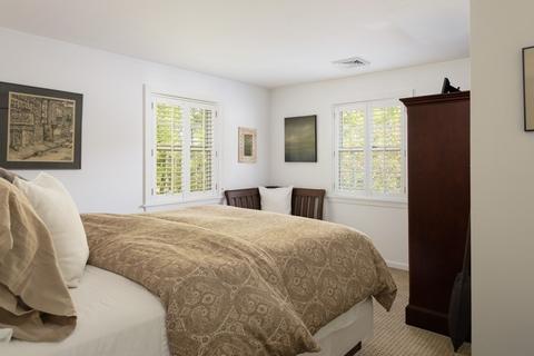 100 Glenneagle Dr, Mashpee, MA 02649 photo 26
