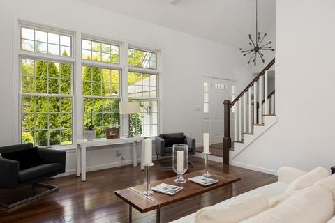 100 Glenneagle Dr, Mashpee, MA 02649 photo 9