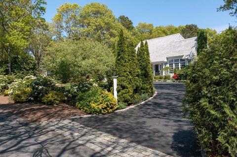 100 Glenneagle Dr, Mashpee, MA 02649 photo 2