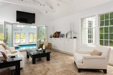 100 Glenneagle Dr, Mashpee, MA 02649 photo 12