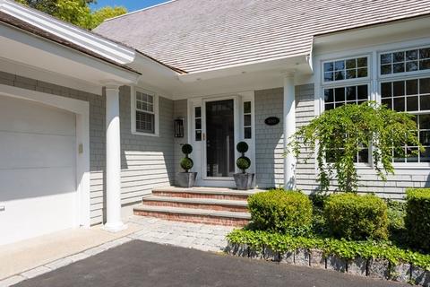 100 Glenneagle Dr, Mashpee, MA 02649 photo 3