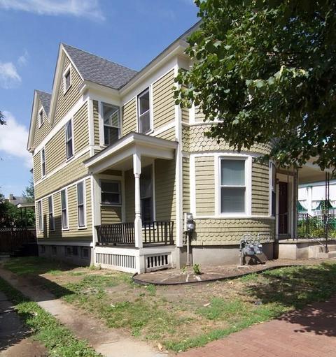 56 Mulberry St, Springfield, MA 01105 photo 4