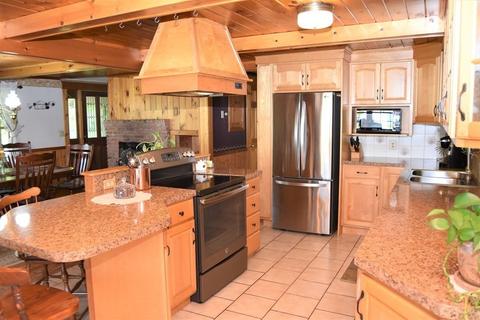 555 E State Steet, Granby, MA 01033 photo 13