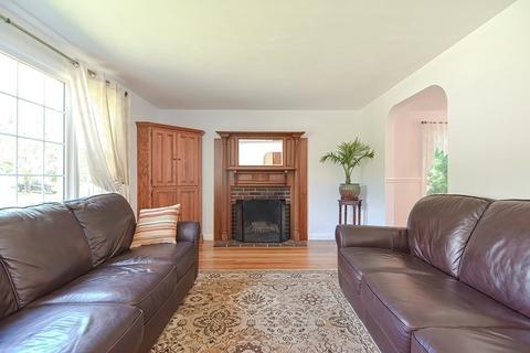 90 Arcadia Ave, Reading, MA 01867 photo 8