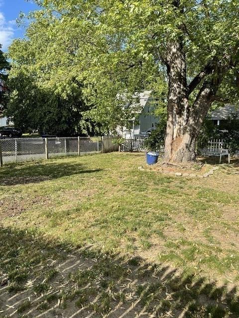 96 Embury St, Springfield, MA 01109 photo 15