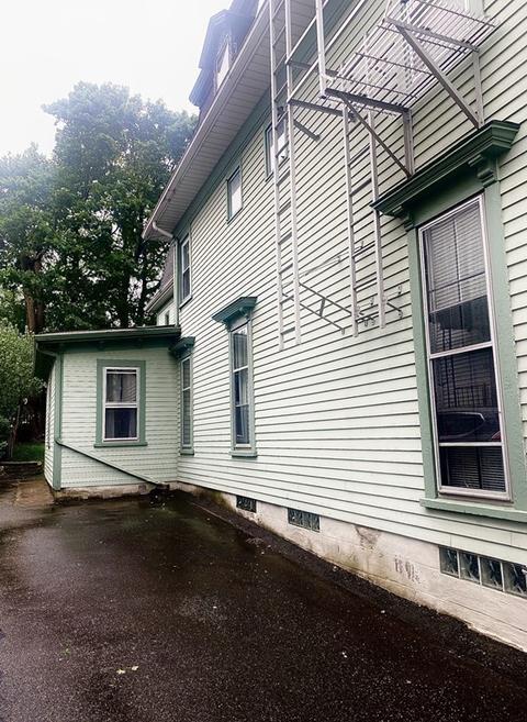 103 Hanover, Fall River, MA 02720 photo 4