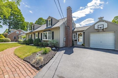 68 Old Brook Rd, Springfield, MA 01118 photo 2