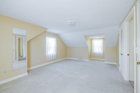 68 Old Brook Rd, Springfield, MA 01118 photo 18