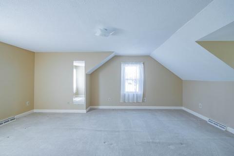 68 Old Brook Rd, Springfield, MA 01118 photo 17