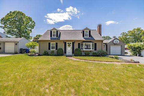 68 Old Brook Rd, Springfield, MA 01118 photo 1