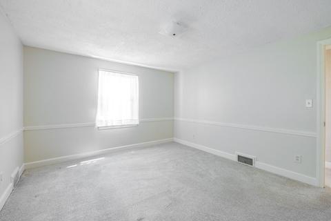 68 Old Brook Rd, Springfield, MA 01118 photo 23