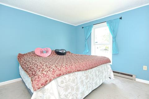 25 Harris St, Webster, MA 01570 photo 17