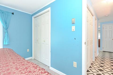 25 Harris St, Webster, MA 01570 photo 18