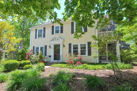 44 Payson St, Attleboro, MA 02703 photo 2