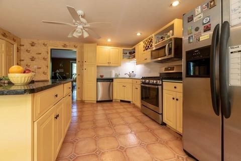 19 Fox Den Bluff Rd, Barnstable, MA 02635 photo 9