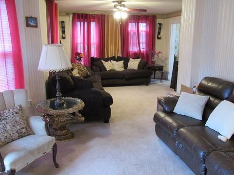 1093 Worcester St, Springfield, MA 01151 photo 9