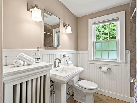 192 Manning St, Needham, MA 02494 photo 21