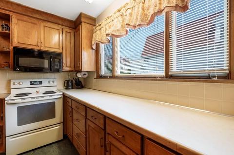 54 Everett St, Everett, MA 02149 photo 10