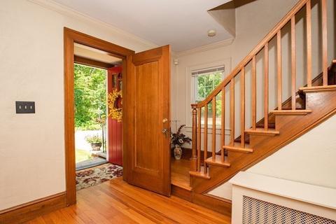 40 Colfax St, Springfield, MA 01104 photo 2