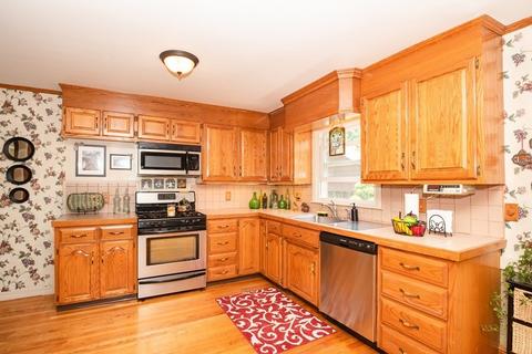 40 Colfax St, Springfield, MA 01104 photo 9
