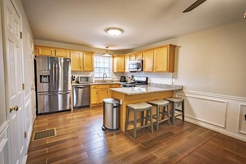 1084 Pine St #2, Fall River, MA 02723 photo 6