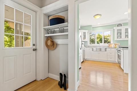 91 Pleasant St, Reading, MA 01867 photo 18