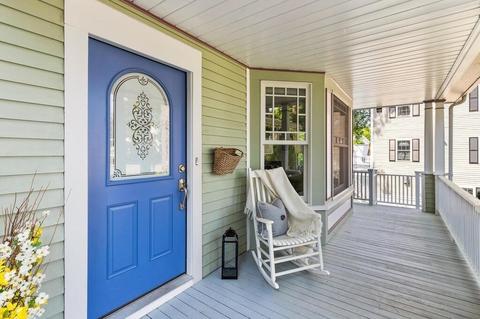91 Pleasant St, Reading, MA 01867 photo 3