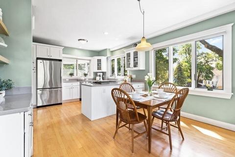 91 Pleasant St, Reading, MA 01867 photo 13