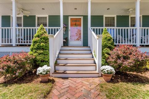 48 Pleasant Cir, Canton, MA 02021 photo 3